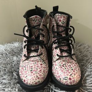 Pink flower boots